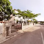 Renato Muzic 아파트 크레스
