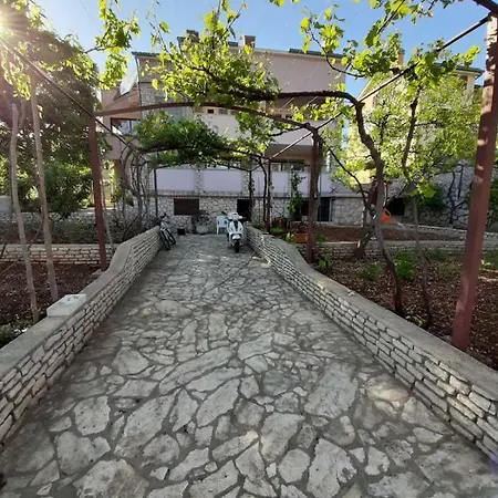 Apartments Renato Muzic Cres Apartment Cres