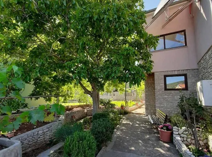 Apartment Apartments Renato Muzic Cres Cres
