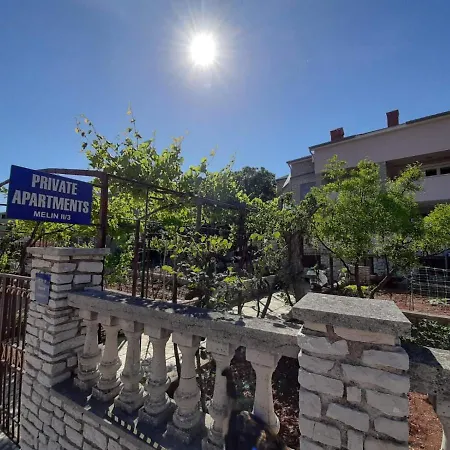 Apartments Renato Muzic Cres Apartment *