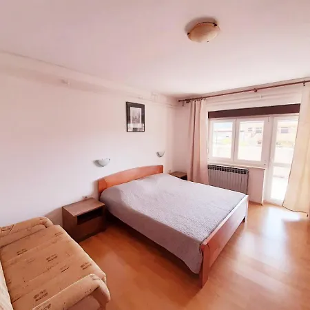 Apartments Renato Muzic Cres Apartment *