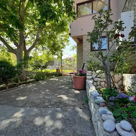 Apartment Apartments Renato Muzic Cres